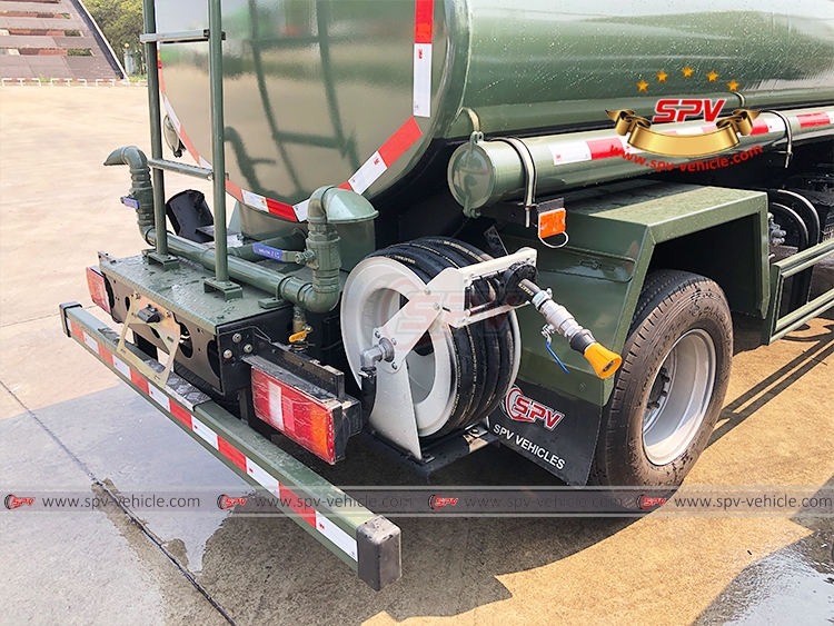 4,000 Litres Water Spraying Truck Sinotruk - Hose Reel